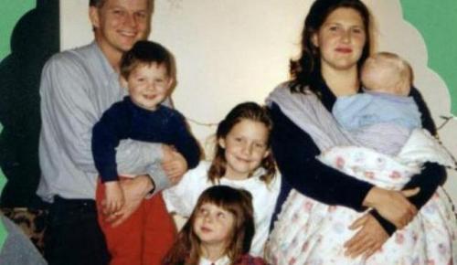 Hatch Fam with Babies